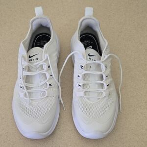 Nike Womens Air Max